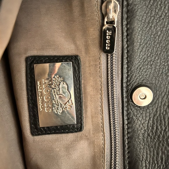 Roots Leather Cross Body Purse - Picture 4 of 11